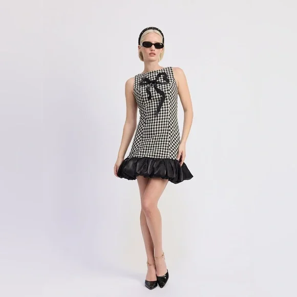En Saison Marley Houndstooth Bubble Hem Mini Dress w/ Organza Bow – Size S NWT - Picture 2 of 8